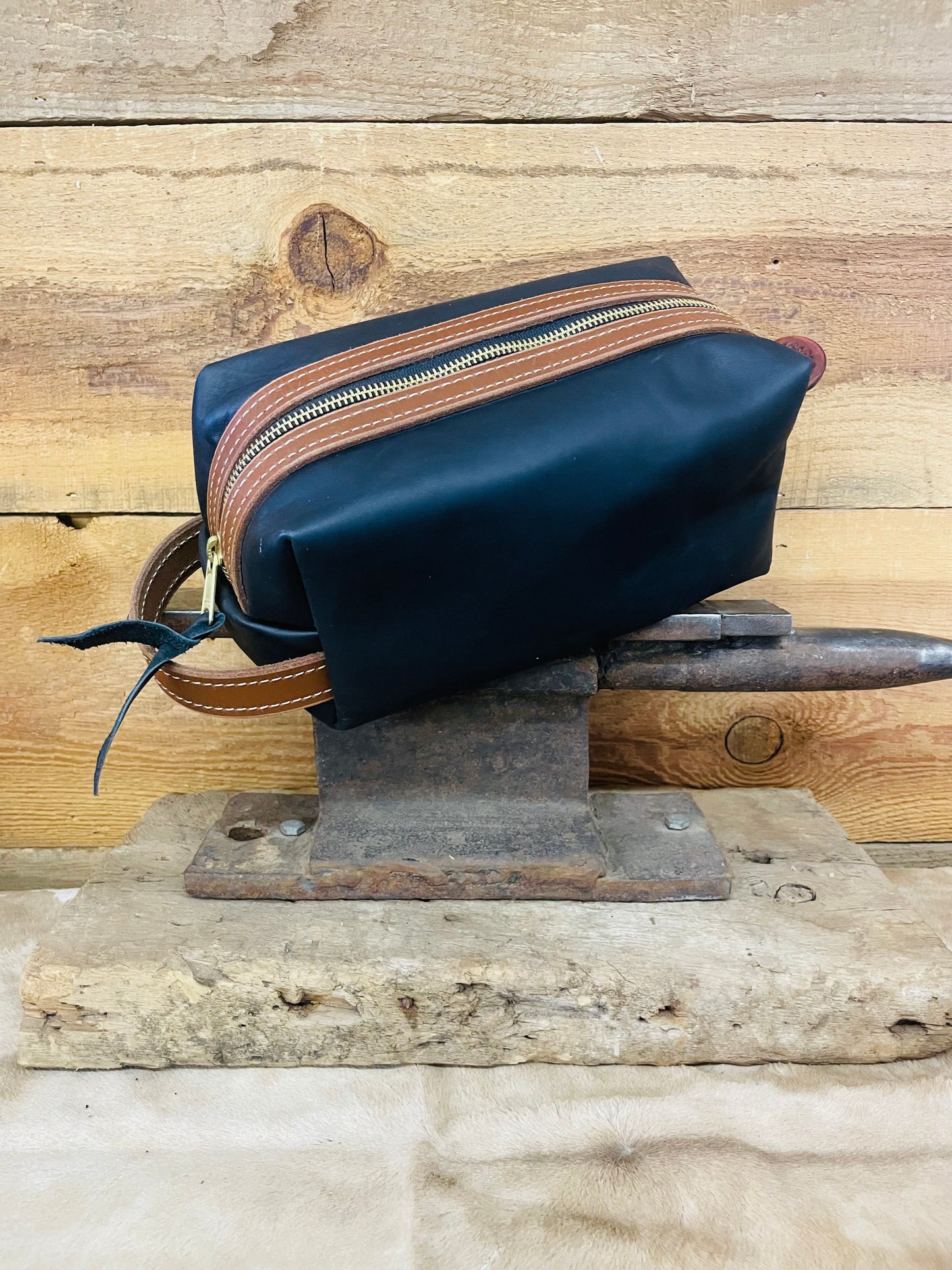 Black Shave Bag