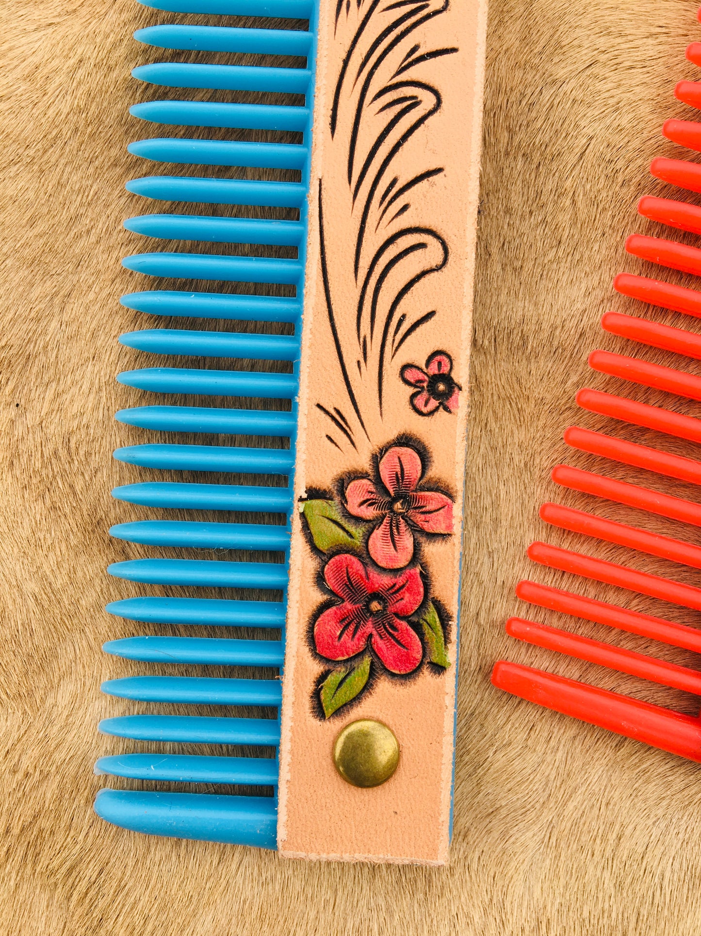 Cutesy Combs